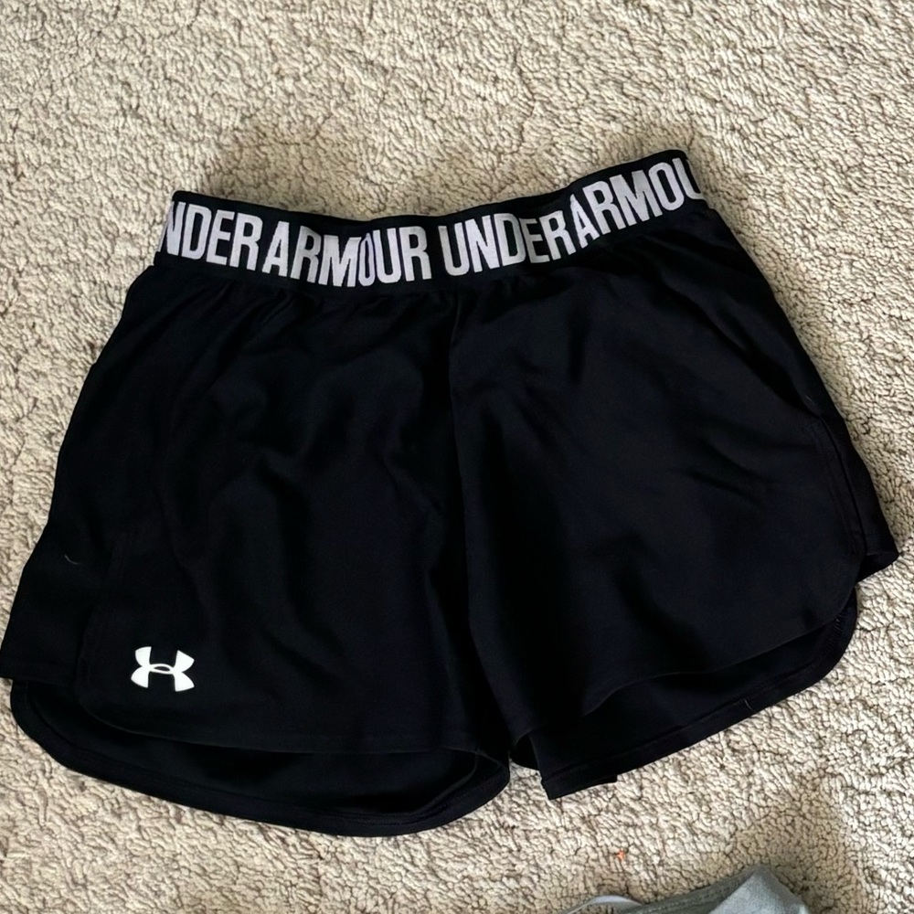 Under armour shorts XS